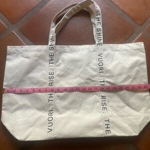 Vuori large bag. Limited addition tote.